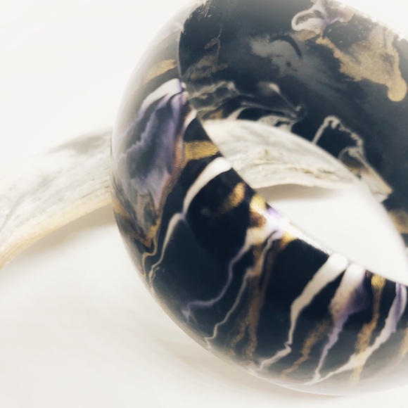 Tie Dye Bracelet - Picture 2 of 3